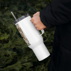 Travel mug with a handle